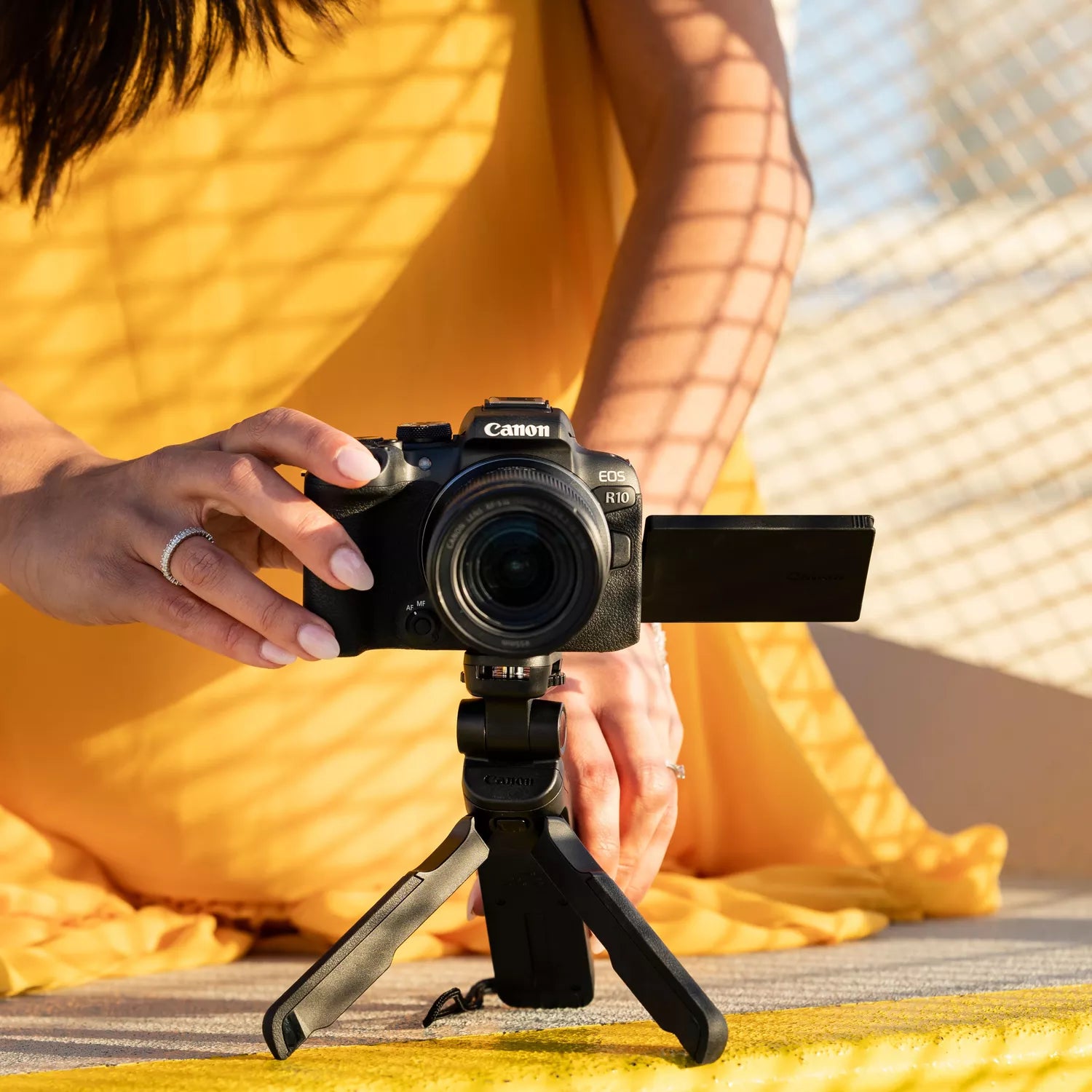 Canon EOS R10 Body – mirrorless APS-C 24.2 MP 4K 60p