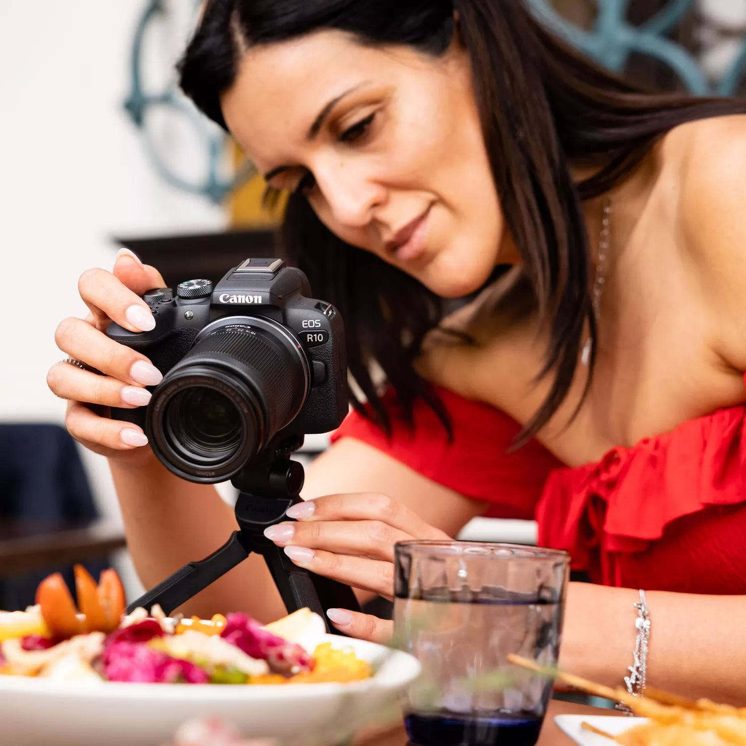 Canon EOS R10 Body – mirrorless APS-C 24.2 MP 4K 60p