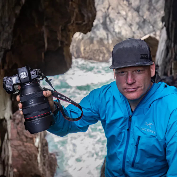 Canon RF 28–70mm F2 L USM – zoom standard professionale Serie L full frame luminoso f/2