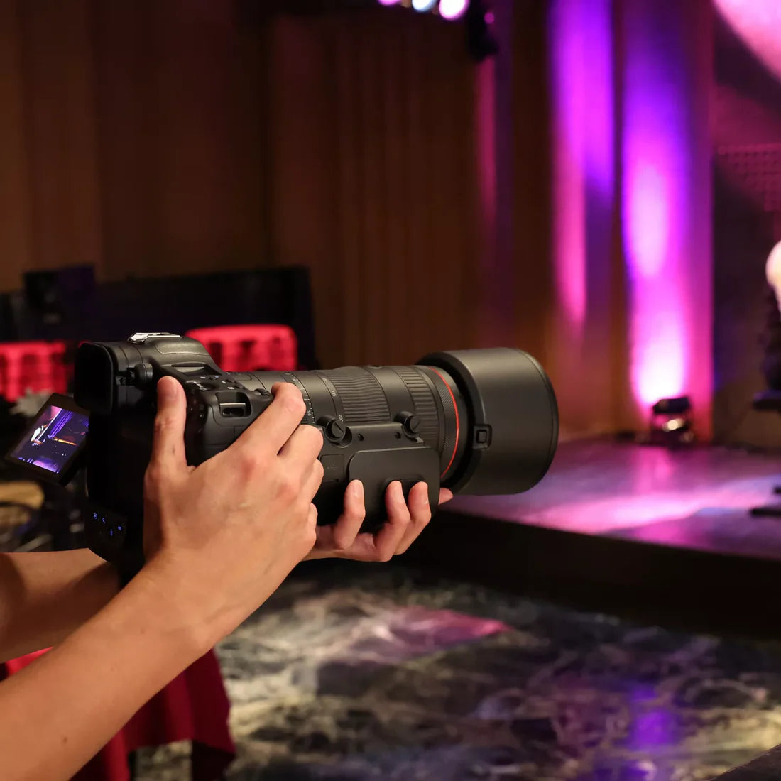 Canon RF 70–200mm F2.8 L IS USM Z (Black)