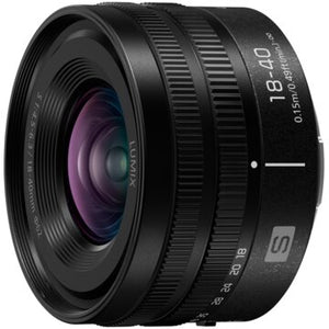 Panasonic Lumix S5D kit con obiettivo 18–40mm F4.5–6.3 mirrorless full frame 24 MP L-Mount 4K 5.9K video