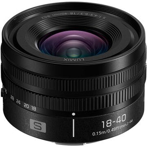 Panasonic Lumix S5D kit con obiettivo 18–40mm F4.5–6.3 mirrorless full frame 24 MP L-Mount 4K 5.9K video