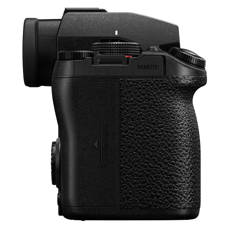 Panasonic Lumix S5 MII kit con obiettivo 28–200mm F4–7.1 MACRO O.I.S. mirrorless full frame 24 MP L-Mount 6K