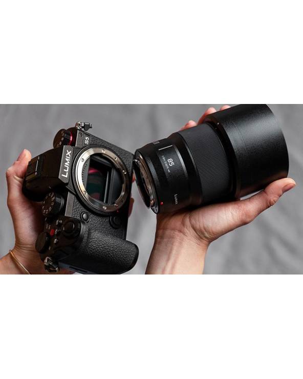 Panasonic Lumix S 85mm F1.8 obiettivo L-Mount full frame luminoso per ritratti e video professionali
