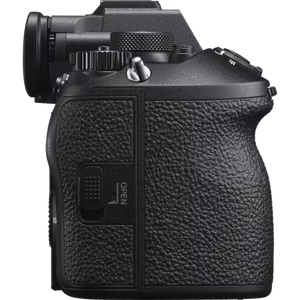 Sony Alpha A1 II Body – mirrorless full frame 50 MP 8K professionale ad alte prestazioni