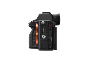 Sony Alpha A7R V Body – mirrorless full frame 61 MP con AI autofocus e video 8K