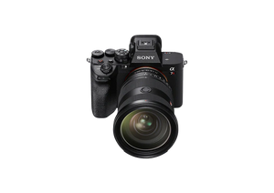 Sony Alpha A7R V Body – mirrorless full frame 61 MP con AI autofocus e video 8K