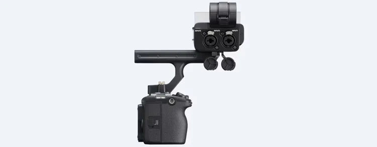 Sony FX3A Full-Frame Cinema Line Body – videocamera professionale 4K 120p con maniglia XLR per audio avanzato