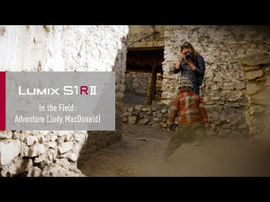 Panasonic Lumix S1R MII con obiettivo Lumix S 24–105mm F4 Macro O.I.S. mirrorless full frame 44 MP L-Mount 8K