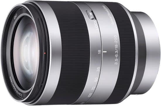 Obiettivo zoom Sony NEX 18-200mm F3.5-6.3