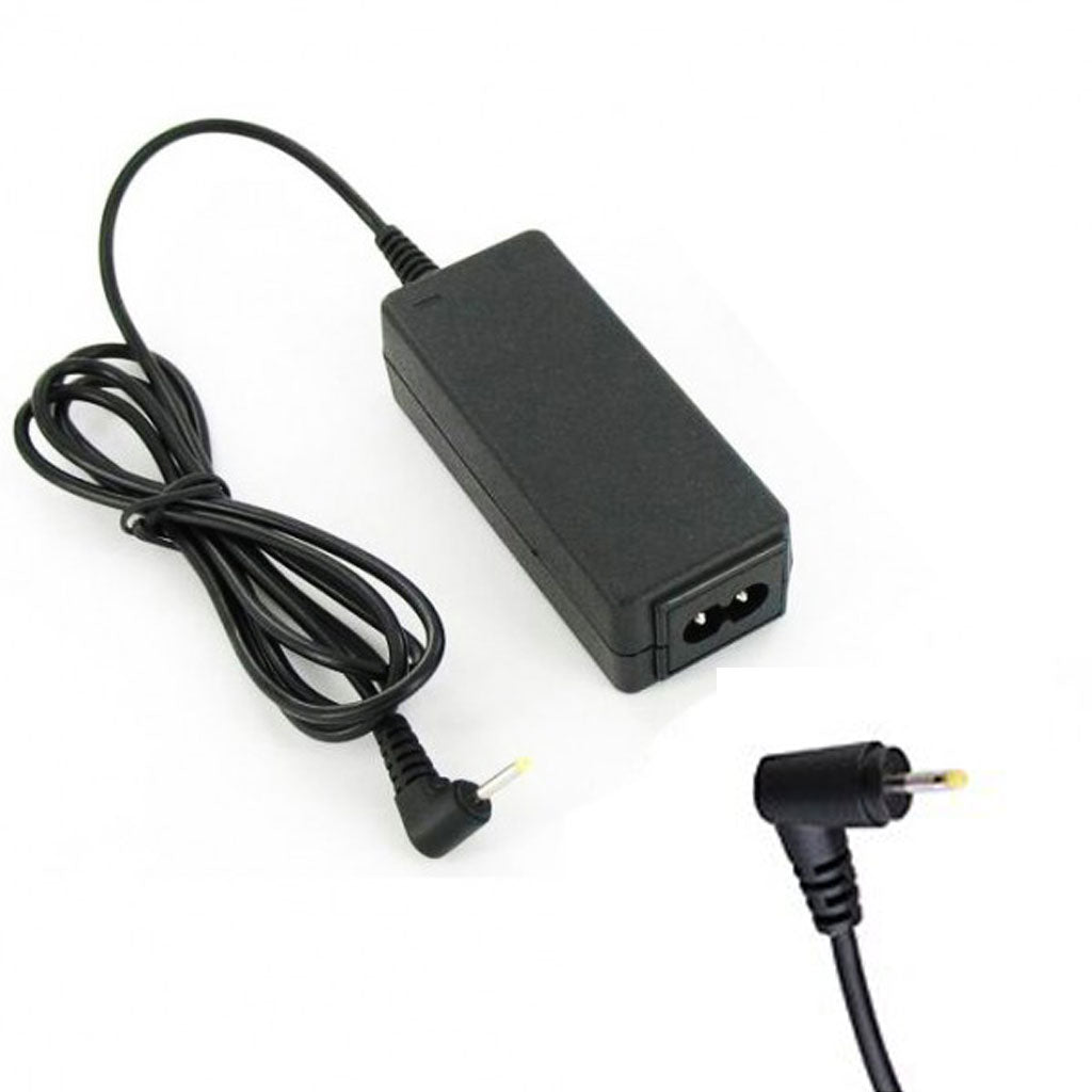 Asus Alimentatore da Rete Caricabatterie per PC-Notebook Portatile 19V 2,1A 2,5x0,7mm