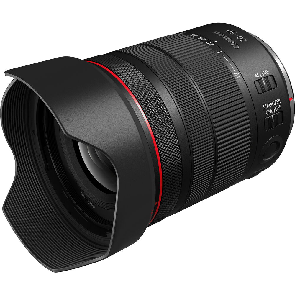 Canon RF 20-50mm F4 L IS USM PZ con il paraluce EW-73H a petalo montato in posizione di lavoro