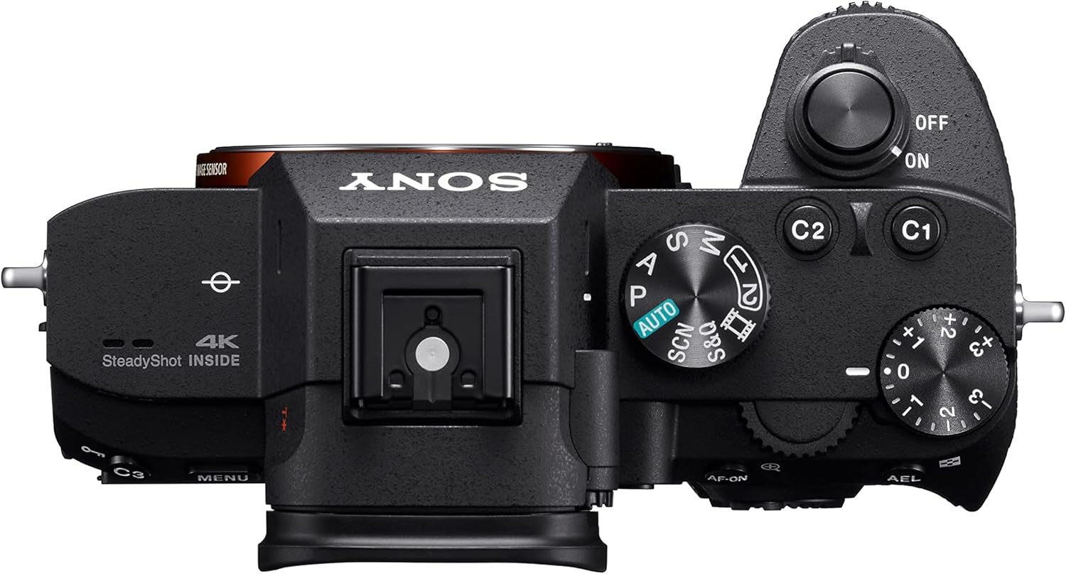 Sony Alpha A7 Mark III Kit FE 28-70mm OSS mirrorless full frame