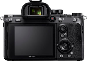 Sony Alpha A7 Mark III Kit FE 28-70mm OSS mirrorless full frame
