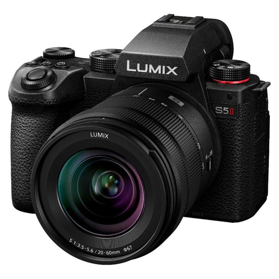 Panasonic Lumix S5 MII con obiettivo Lumix S 20–60mm F3.5–5.6 mirrorless full frame 24 MP L-Mount 6K