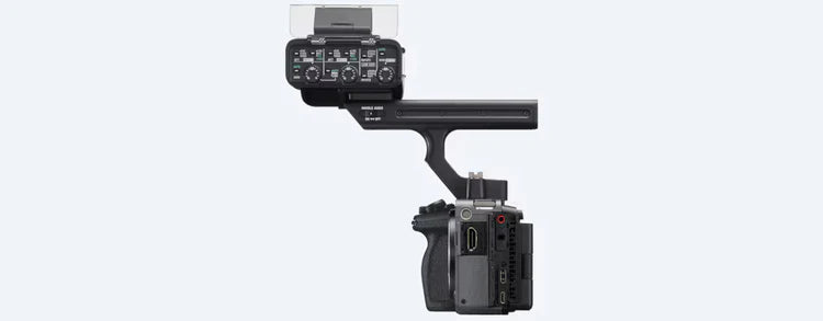 Sony FX3A Full-Frame Cinema Line Body – videocamera professionale 4K 120p con maniglia XLR per audio avanzato