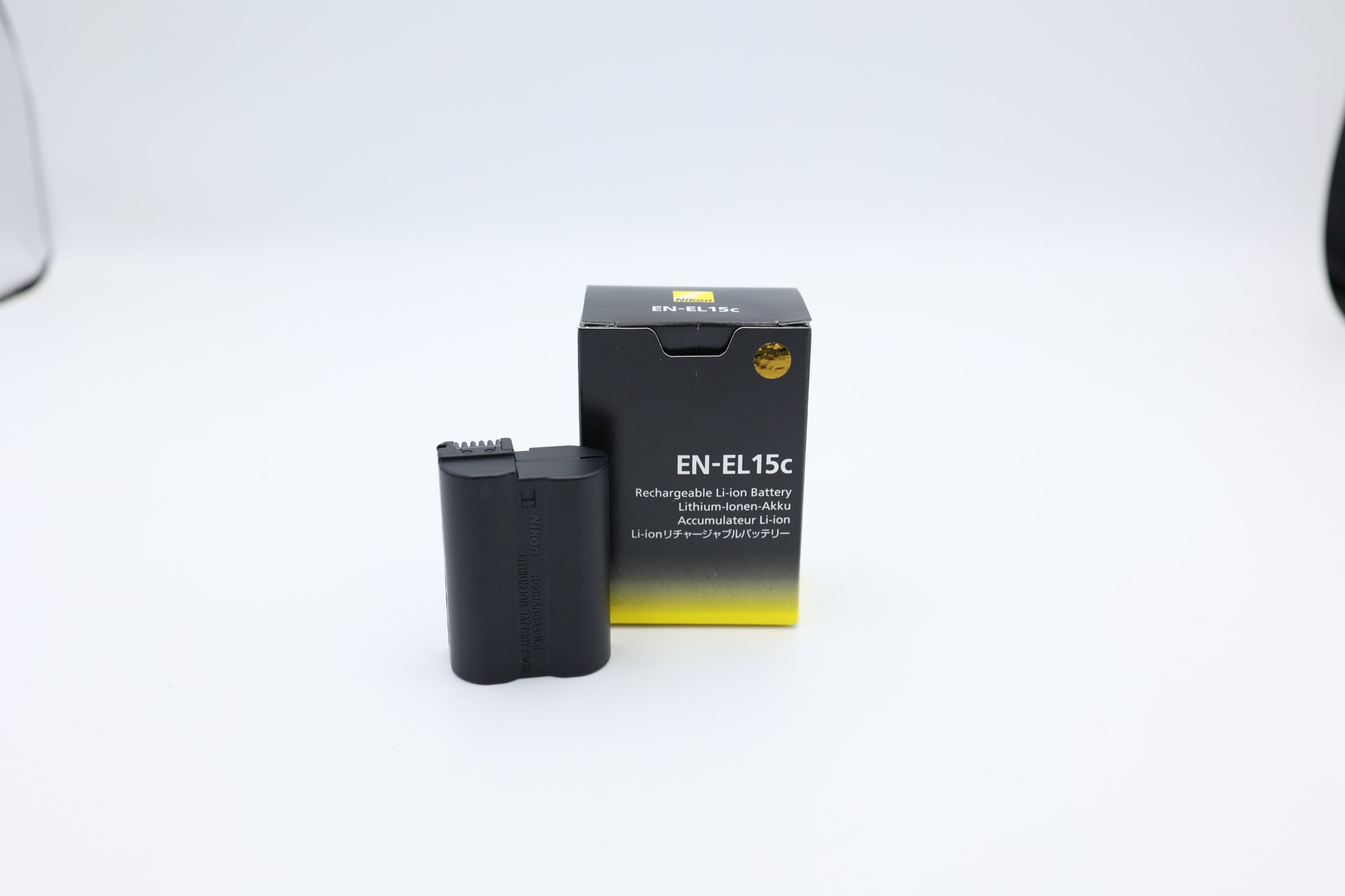 Batteria Nikon EN-EL15c originale usato demo