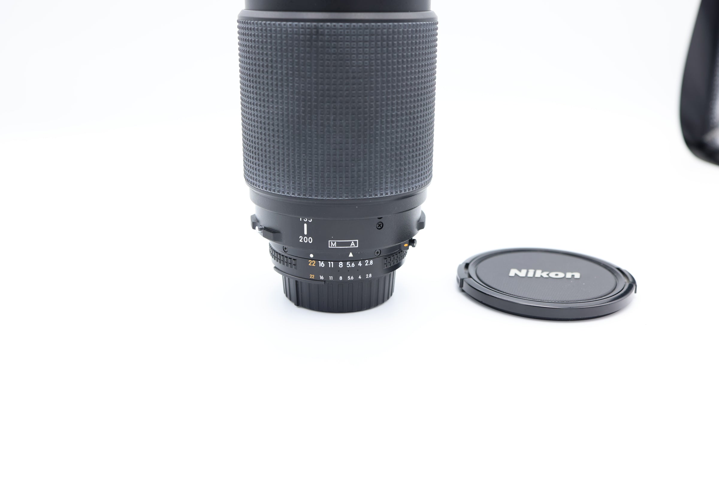 Nikon AF NIKKOR 80-200mm f/2.8 usato