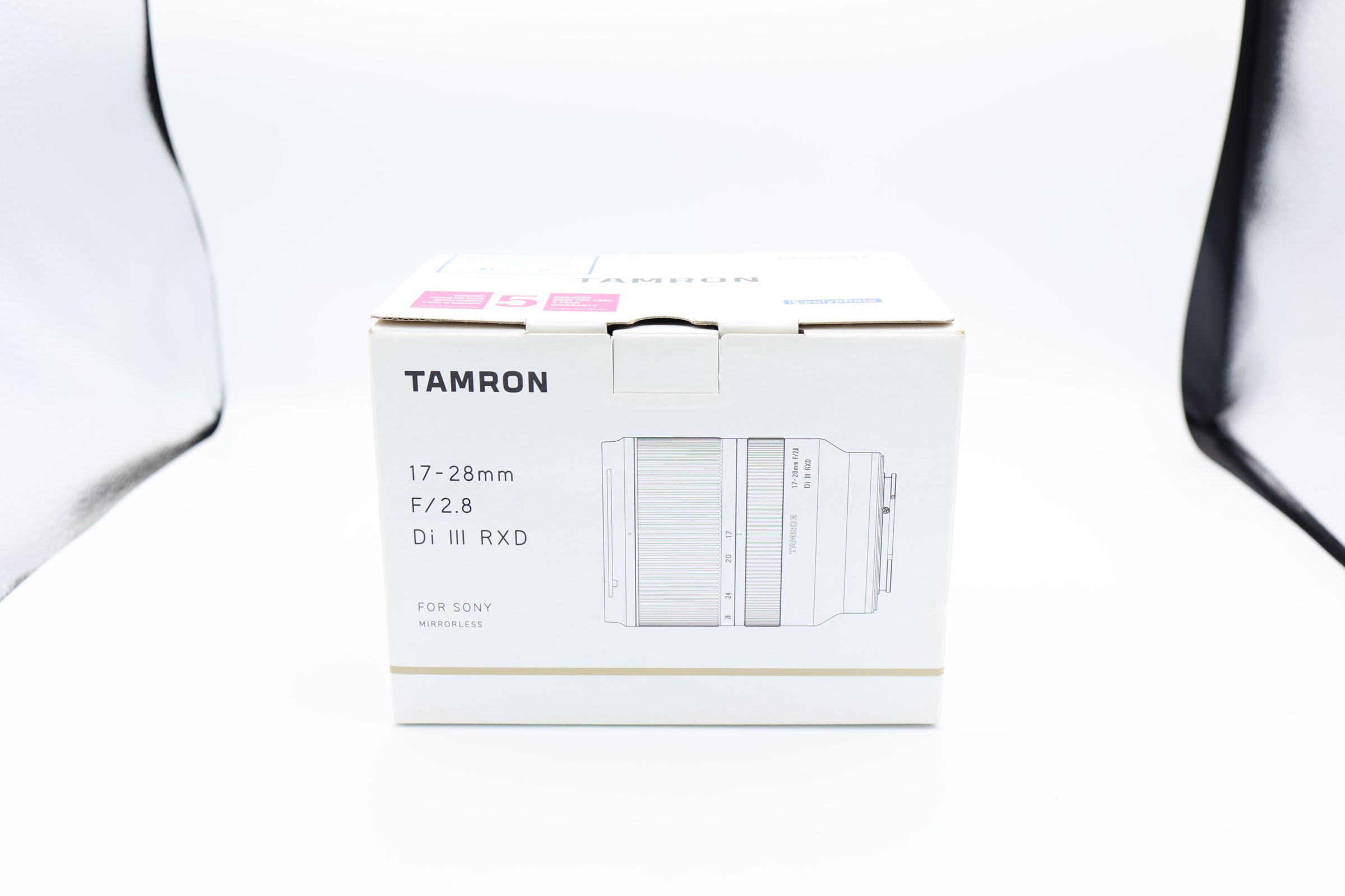 Tamron 17-28mm f/2.8 Di III RXD per Sony usato