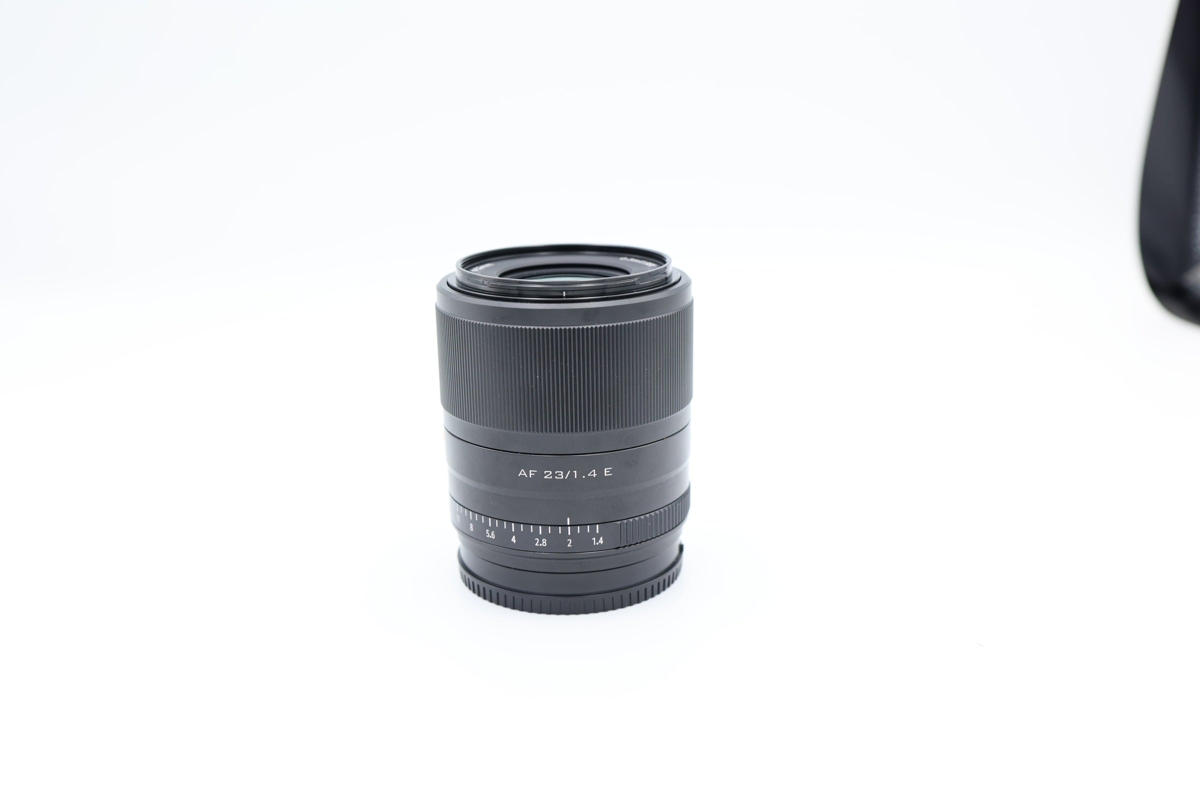 Viltrox 23mm f/1.4 STM per Sony E usato