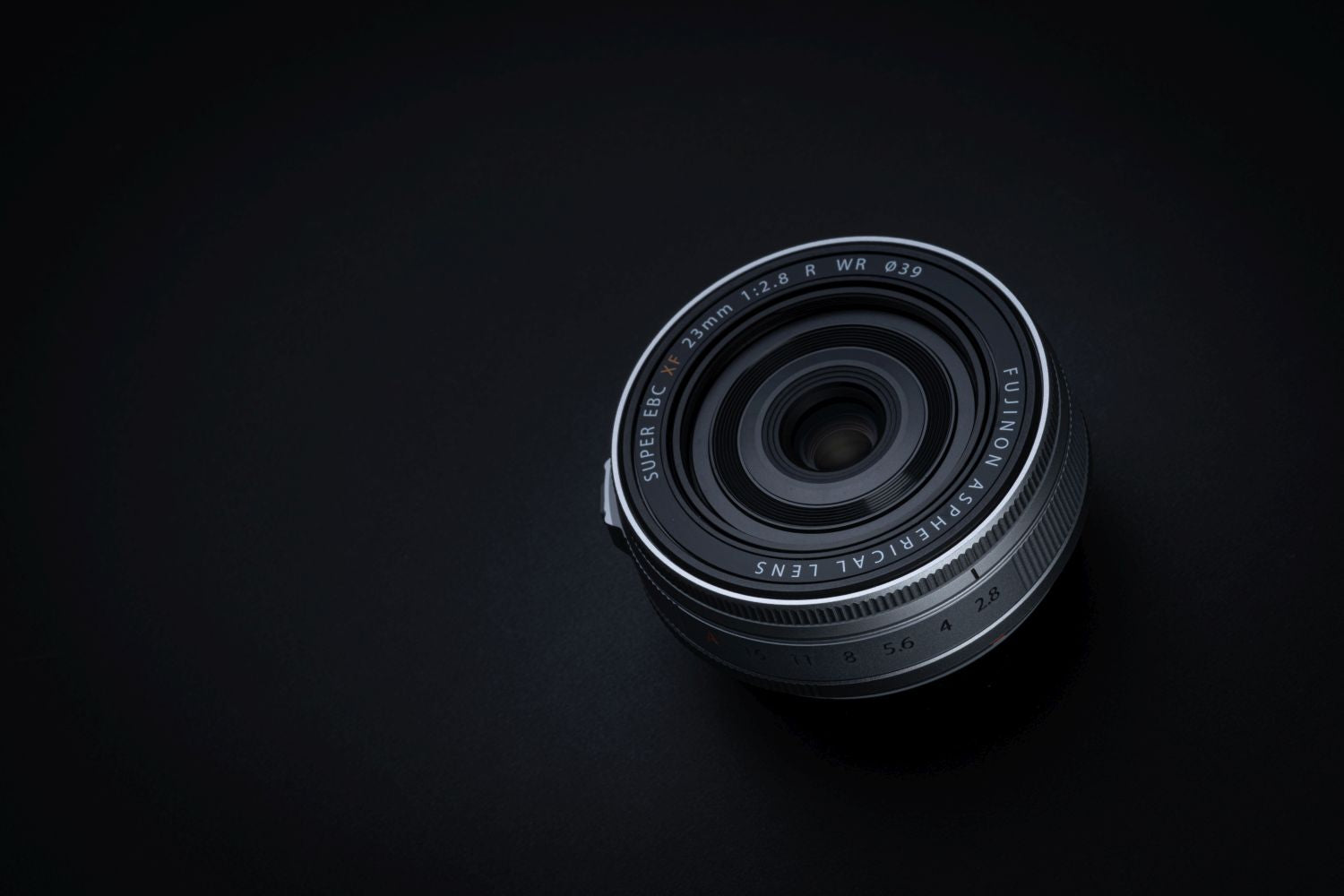 Fujifilm XF 23mm f2.8 Silver