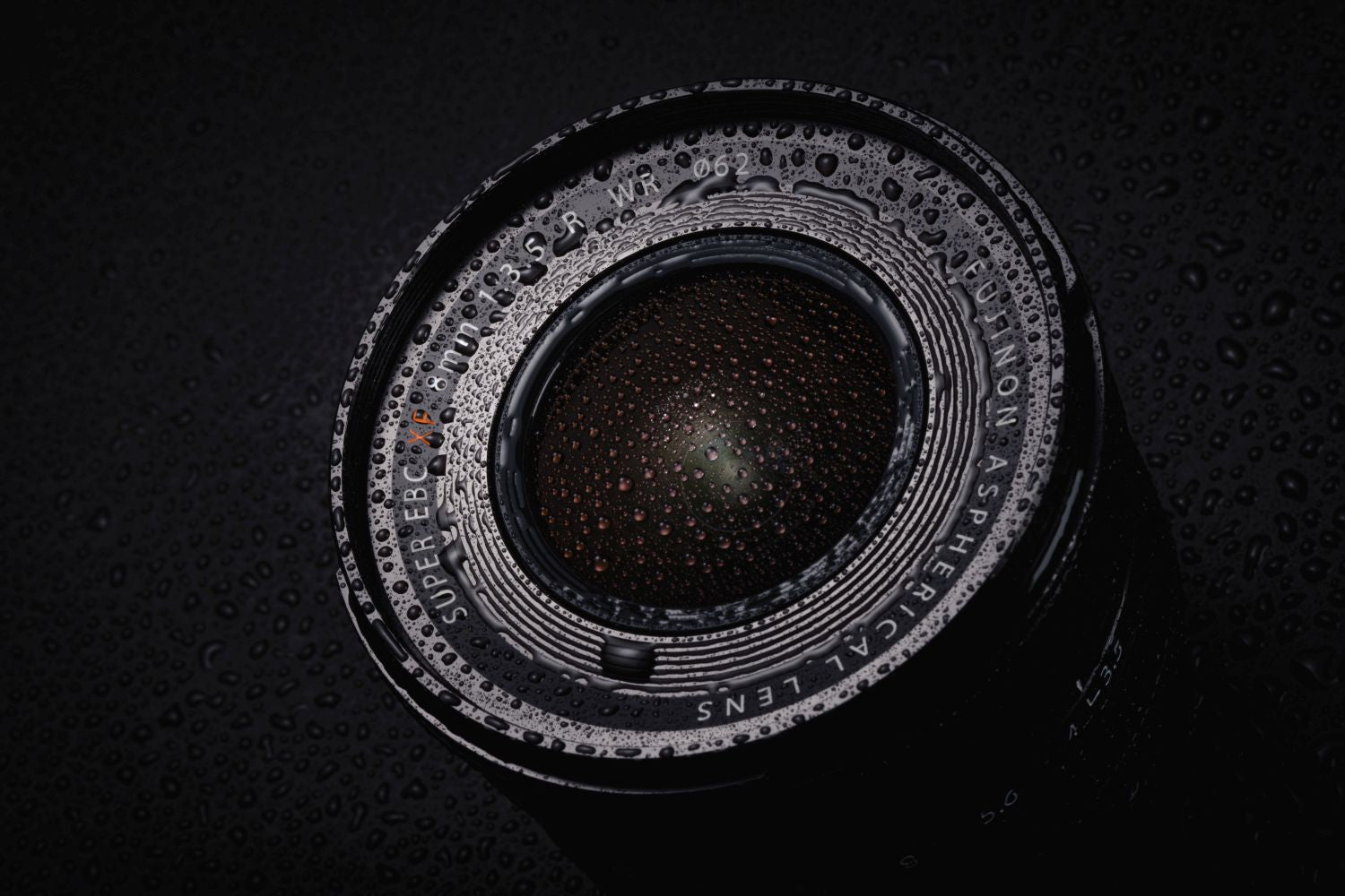 Fujifilm XF8mm f3.5 R WR