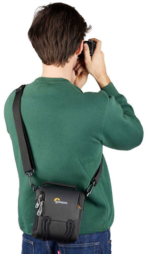 Lowepro Adventura SH 120 III black