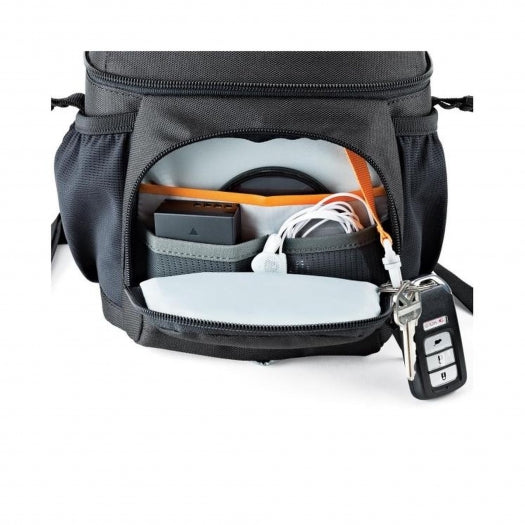 Lowepro Nova 140 AW II black (45525883)