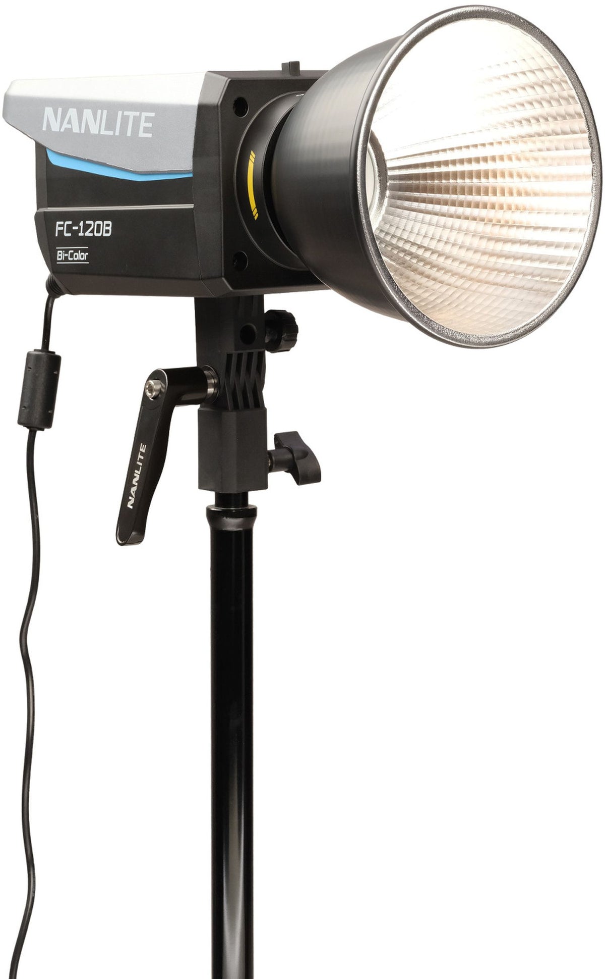 NANLITE FC-120B bi-color reportage and studio spotlight