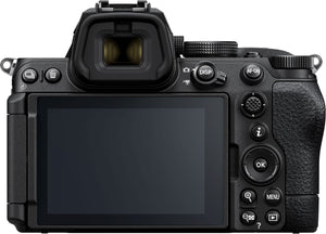 Nikon Z5 + Z 24-200mm f/4.0-6.3 VR (45526629)