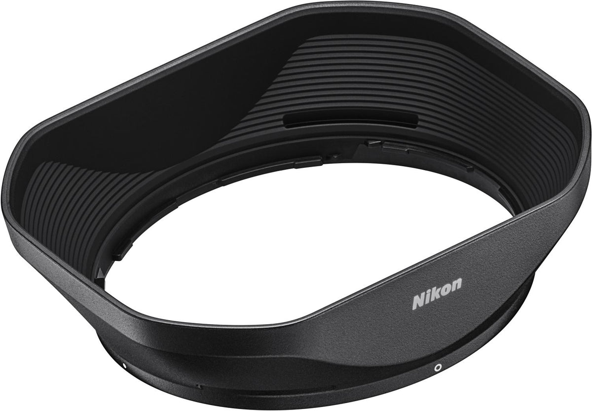 Nikon Z8 Body + Nikon Nikkor Z 28-400mm f/4.0-8.0 VR