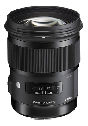 Panasonic DC-S1 IIE + Sigma 50mm f/1.4 DG Art L-Mount