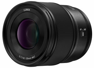 Panasonic DC-S9 + Lumix S 28-200mm f/4.0-7.1 Macro + Lumix S 35mm f/1.8