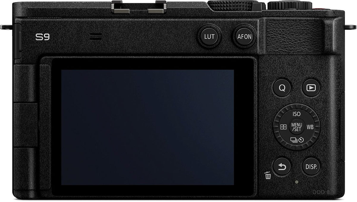 Panasonic DC-S9 black + Sigma 28-105mm f2.8 DG DN