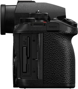 Panasonic Lumix DC-S1RII + S 20-60mm f/3.5-5.6 L-Mount