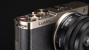 Panasonic Lumix DC-S9 + S 18-40mm titanium/black Limited Edition