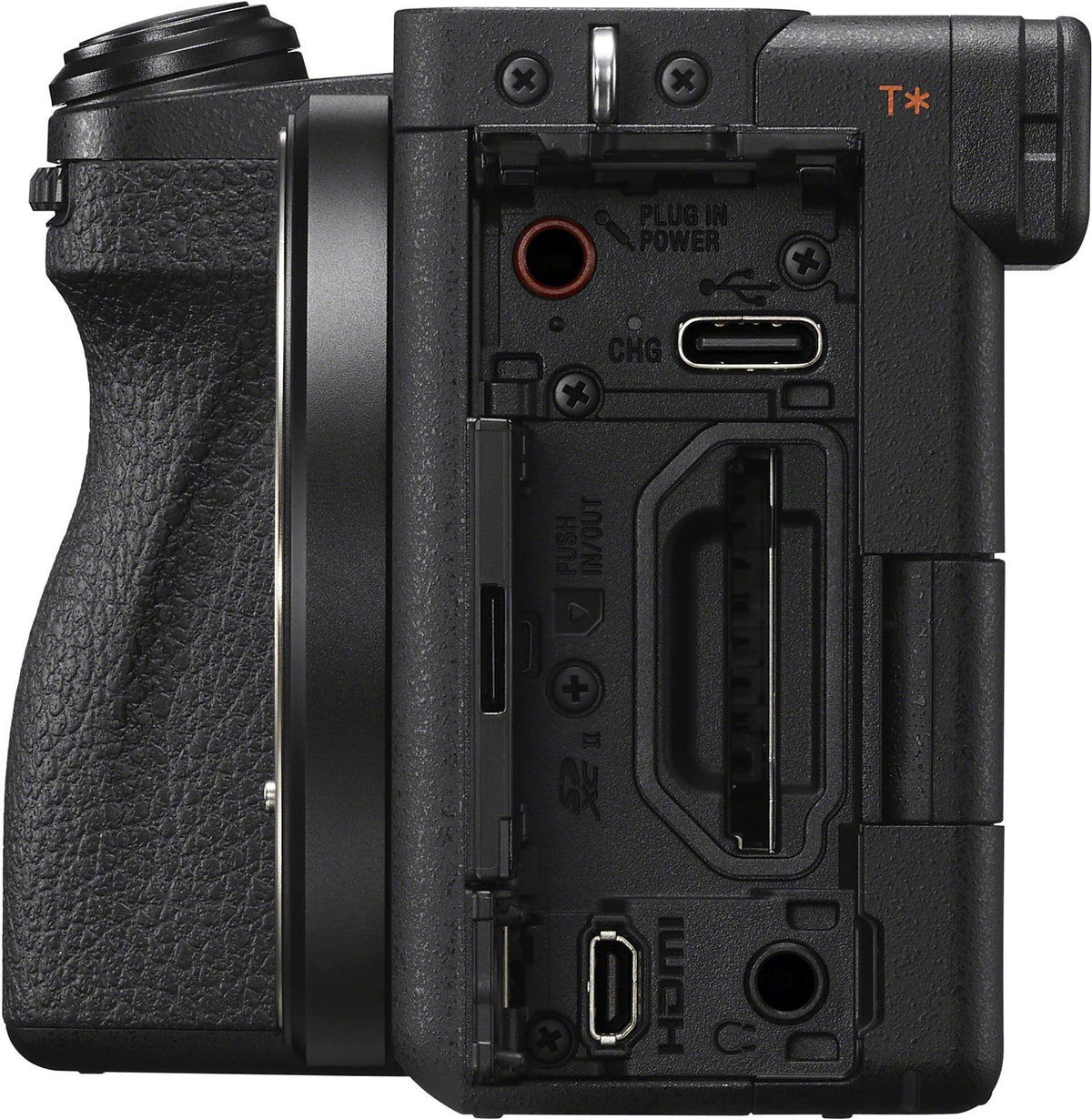 Sony Alpha ILCE-6700 + Tamron 18-300mm f/3.5-6.3 WM Kit