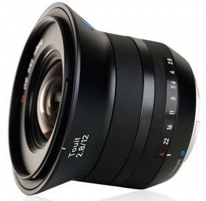 Sony Alpha ILCE-6700 + ZEISS Touit 12mm f/2.8