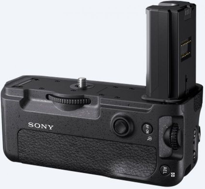 Sony Alpha ILCE-7 III (ILCE7M3) + Battery Grip VG-C3EM