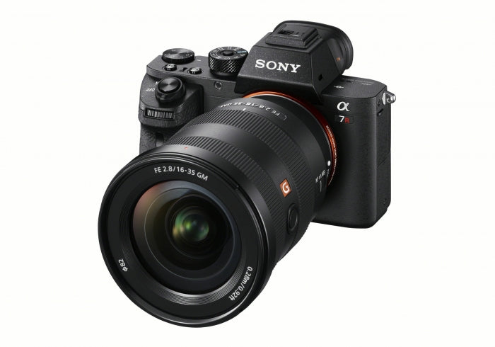 Sony Alpha ILCE-7 III (ILCE7M3) + FE 16-35mm f/2.8