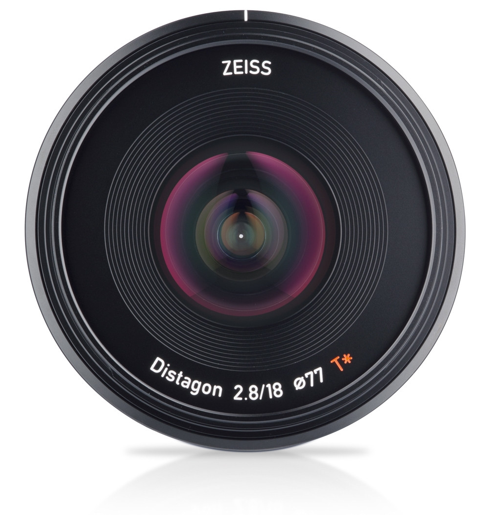 Sony Alpha ILCE-7 IV + SEL FE 28-70mm + ZEISS Batis 18mm f/2.8