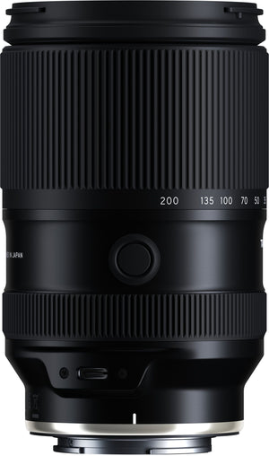 Sony Alpha ILCE-7C II silver + Tamron 25-200mm f/2.8-5.6 Di III VXD G2
