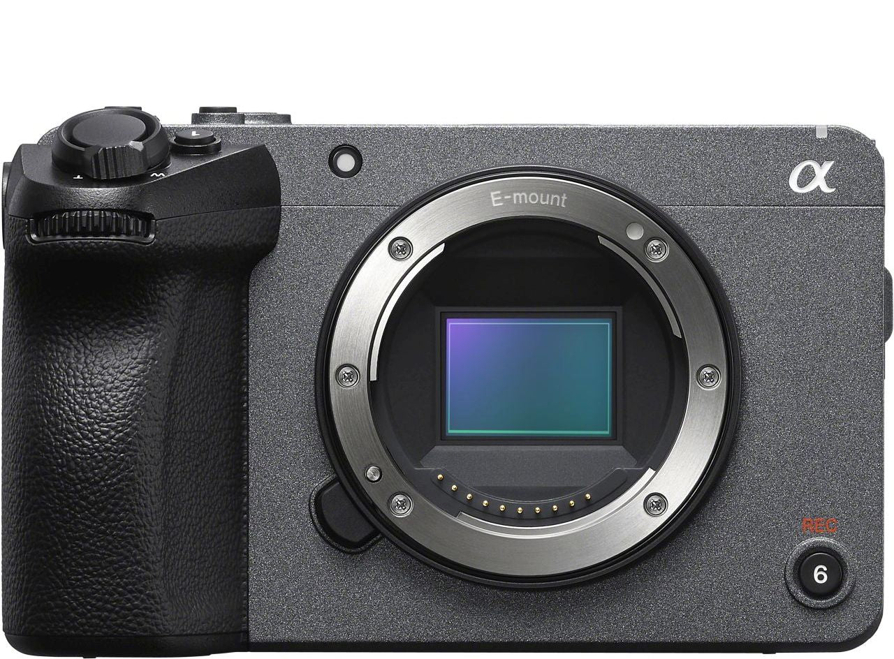 Sony ILME-FX30 + SEL 18-105mm f4 G PZ OSS (45529470)