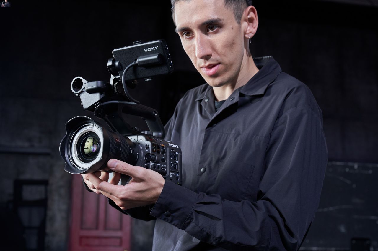 Sony ILME-FX6V Camcorder + FE C 16-35mm T3.1