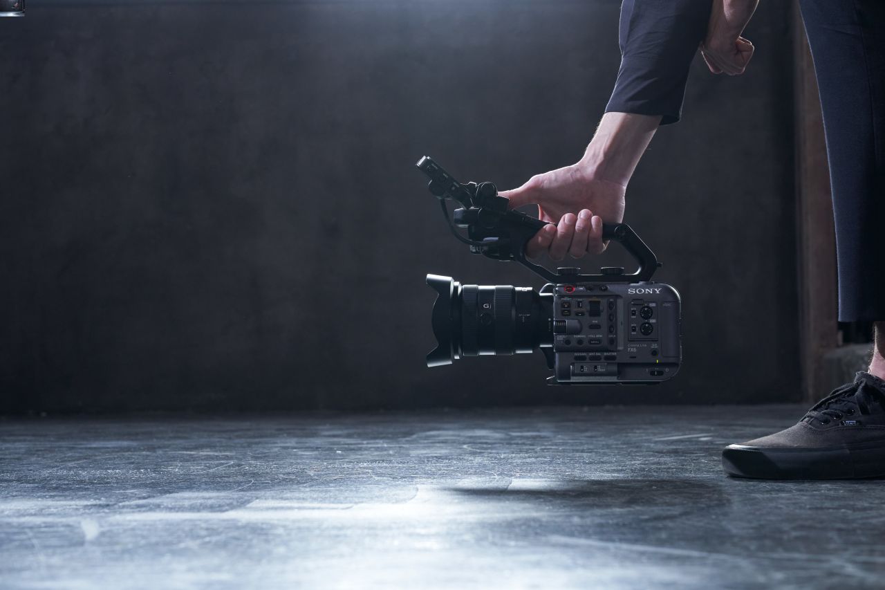Sony ILME-FX6V Camcorder + FE C 16-35mm T3.1
