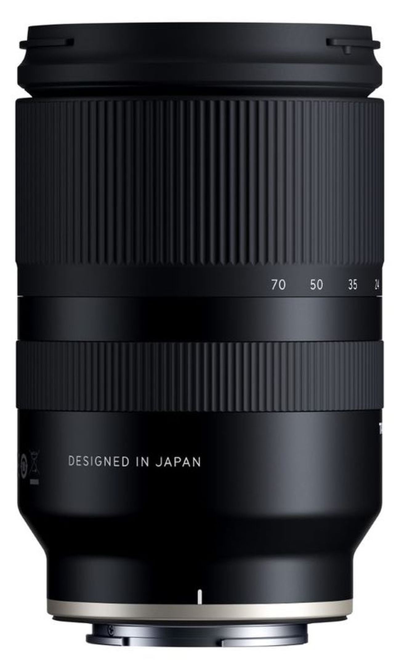 Tamron 17-70mm f/2.8 Di III-A VC RXD di lato, con la scala delle focali 35, 50 e 70 mm