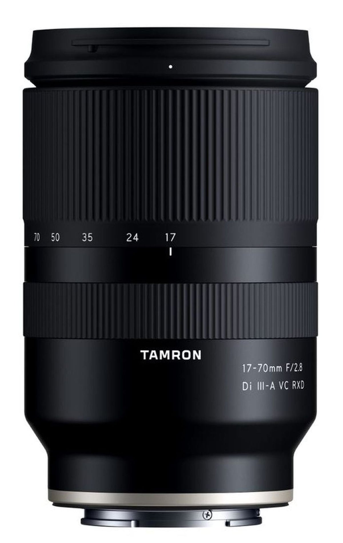 Barilotto del Tamron 17-70mm f/2.8 Di III-A VC RXD con la sigla del modello