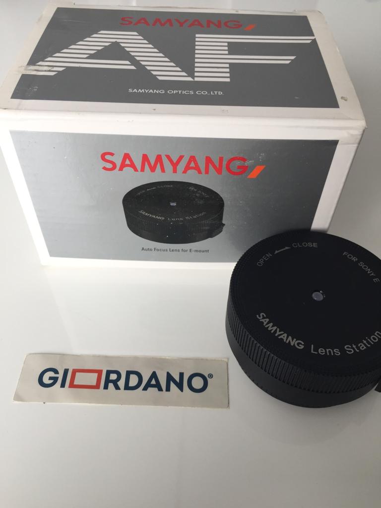 [Usato] Samyang Lens Station Stazione di Calibrazione e Aggiornamento Firmware per Obiettivi AF Autofocus Sony E-Mount